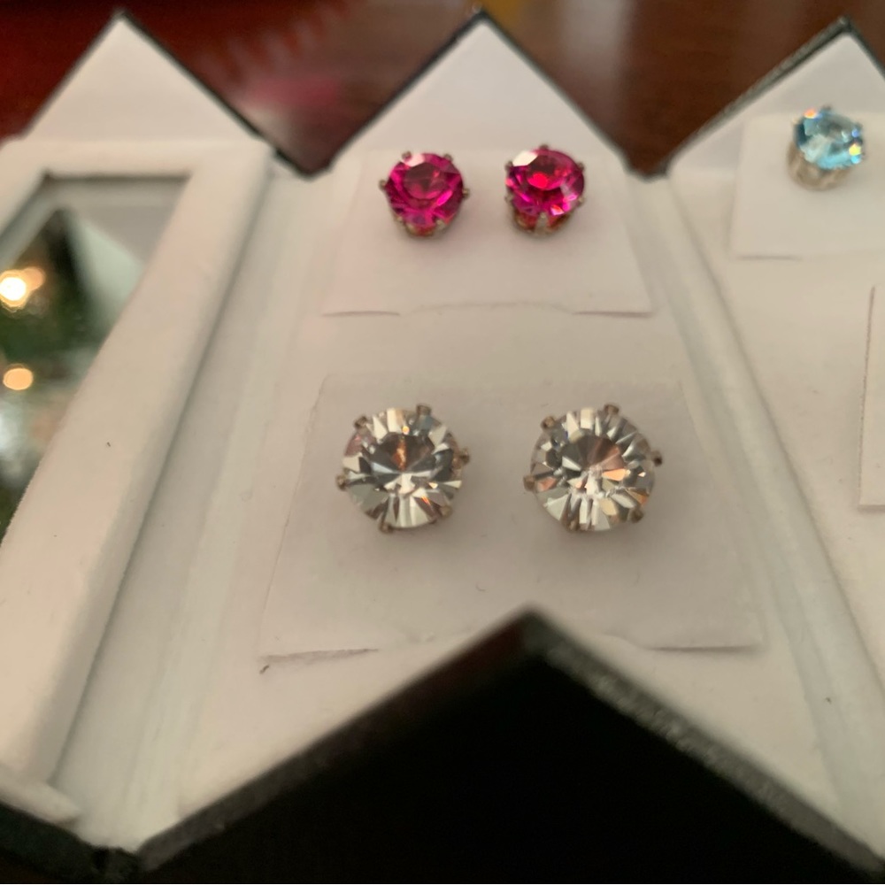 Swarovski Crystal Earring Set - Picture 2 of 12